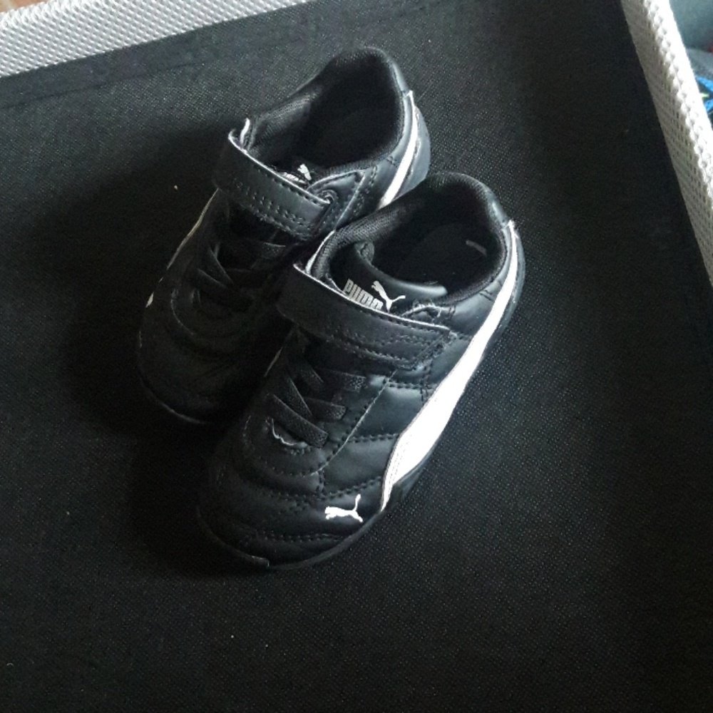 Shoe